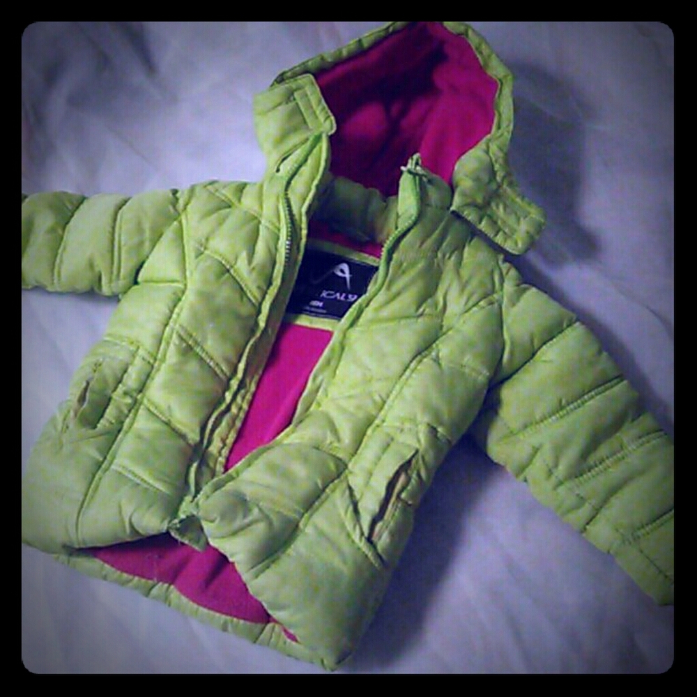 Toddler puffer coat (will negotiate)make offer